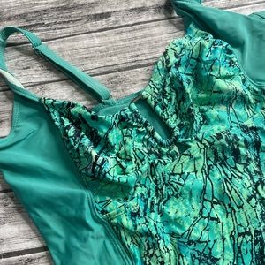 One piece bathing suit